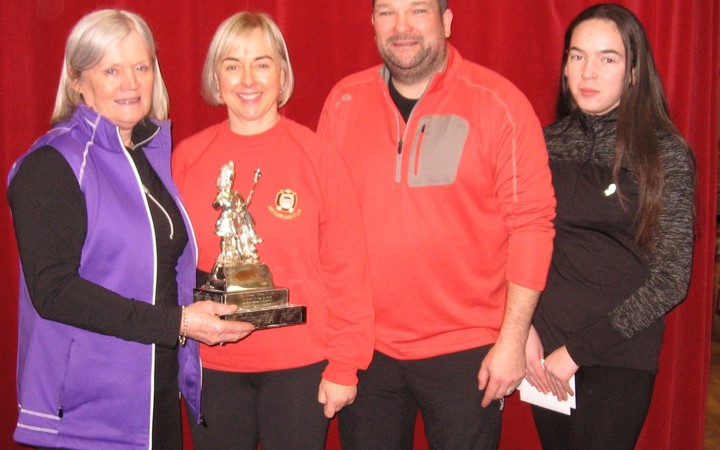 Margaret White's team win Highlander Bonspiel