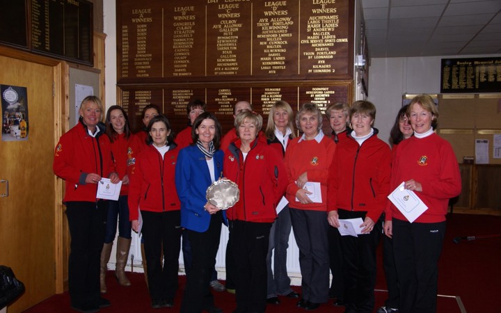 Morton Trophy Winners receive Badges